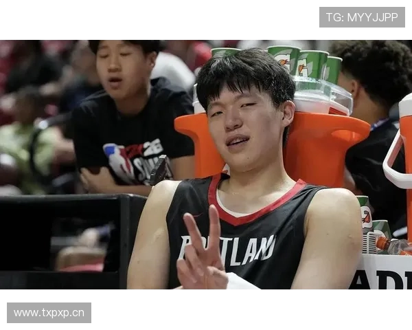 杨瀚森泪洒赛场背负亿万中国球迷期待的沉重责任